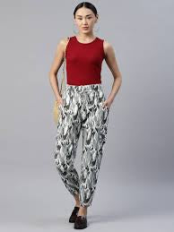 Chic Evolution: A Journey Through Women's Trousers with Popnetic