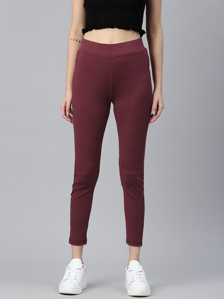 Maroon Solid Ankle Length Slim Fit Leggings