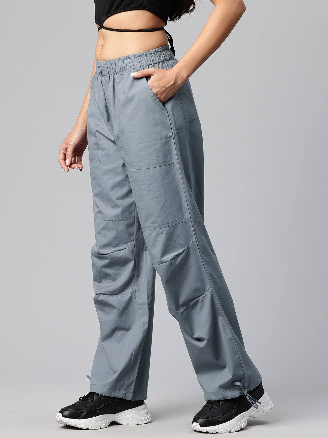 Grey Women Loose Fit High-Rise Cargos Trousers