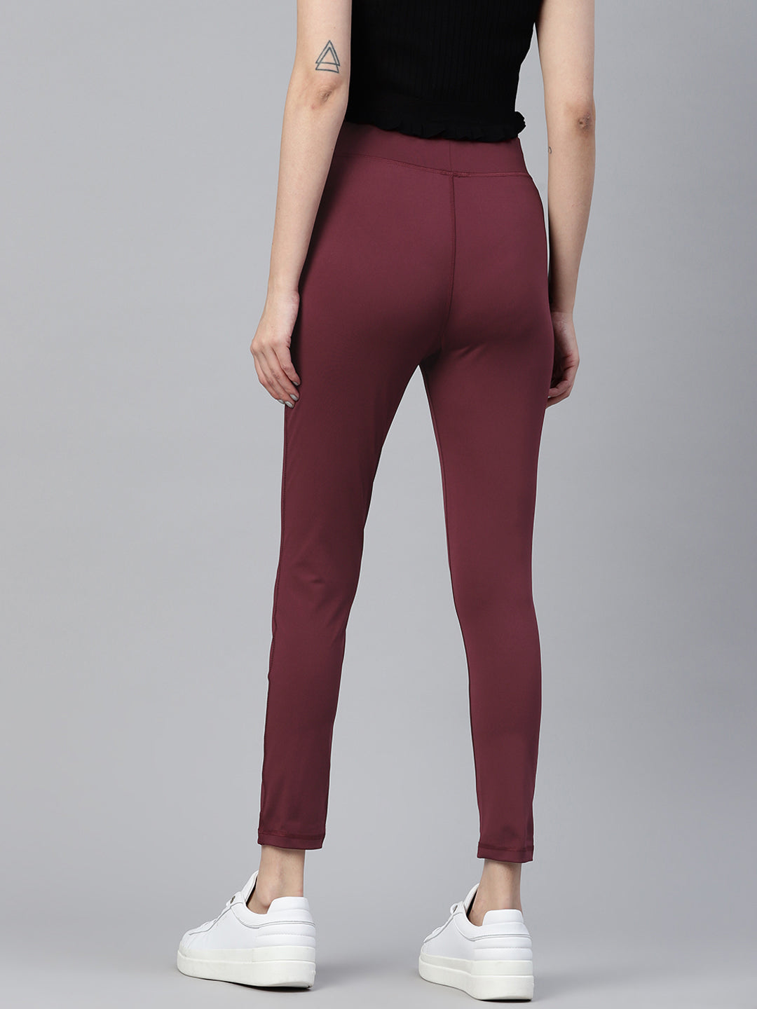 Maroon Solid Ankle Length Slim Fit Leggings