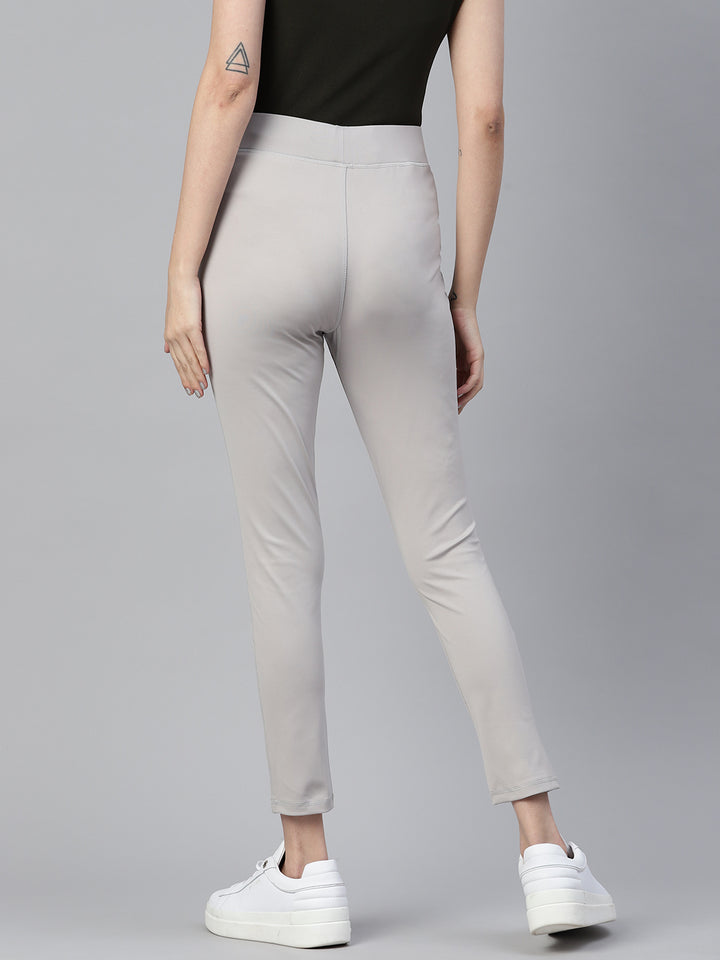 Grey Solid Ankle Length Slim Fit Leggings