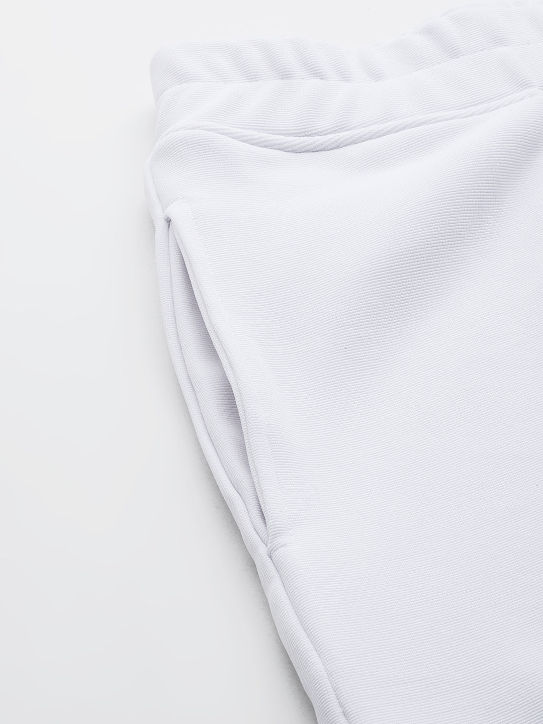 White Solid Mid-Rise Regular Shorts
