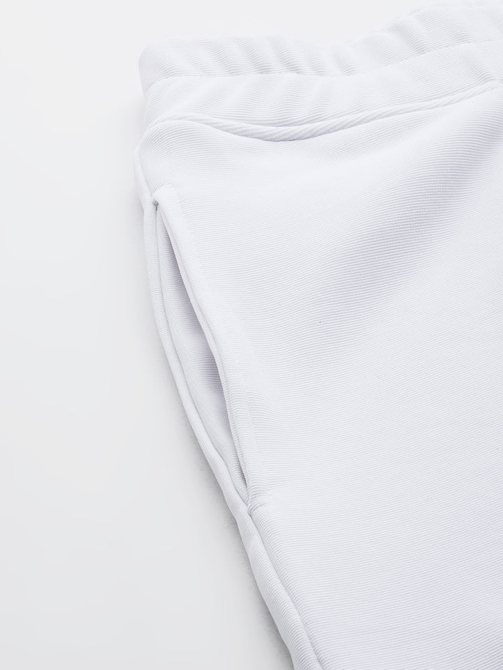 White Solid Mid-Rise Regular Shorts