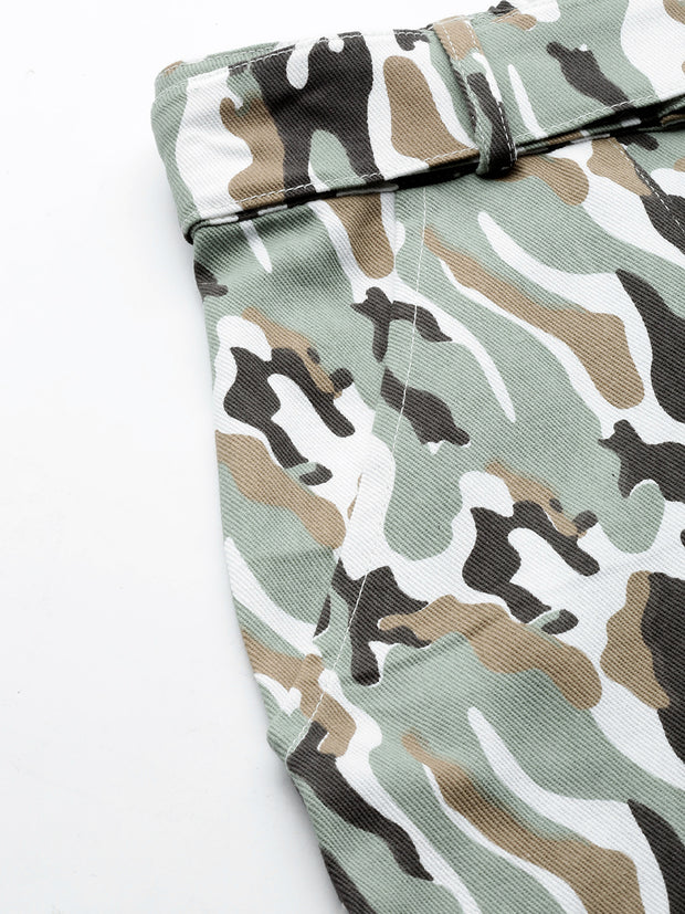 Green Camouflage Printed Cargos Trousers with Belt