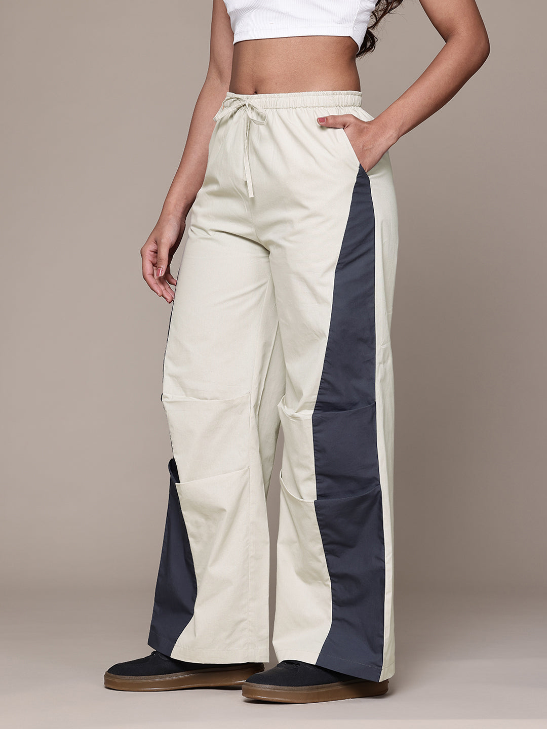 Popnetic Women Colourblocked High-Rise Pure Cotton Wide Leg Fit Parachute Trousers