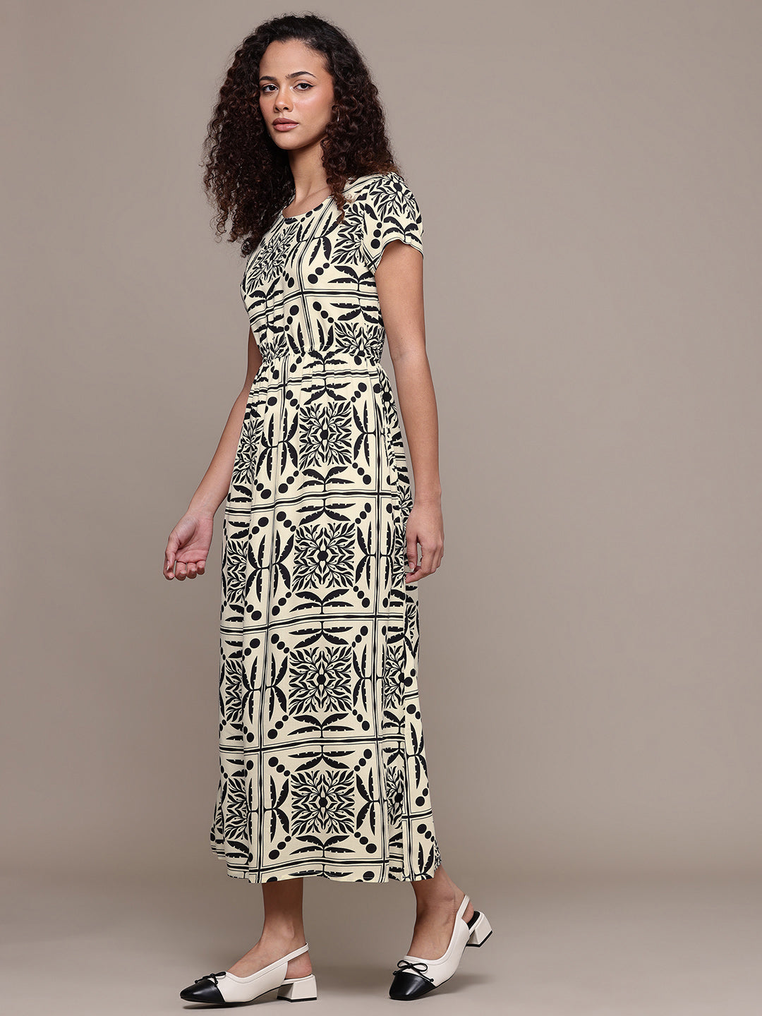 Popnetic Floral Print A-Line Midi Dress