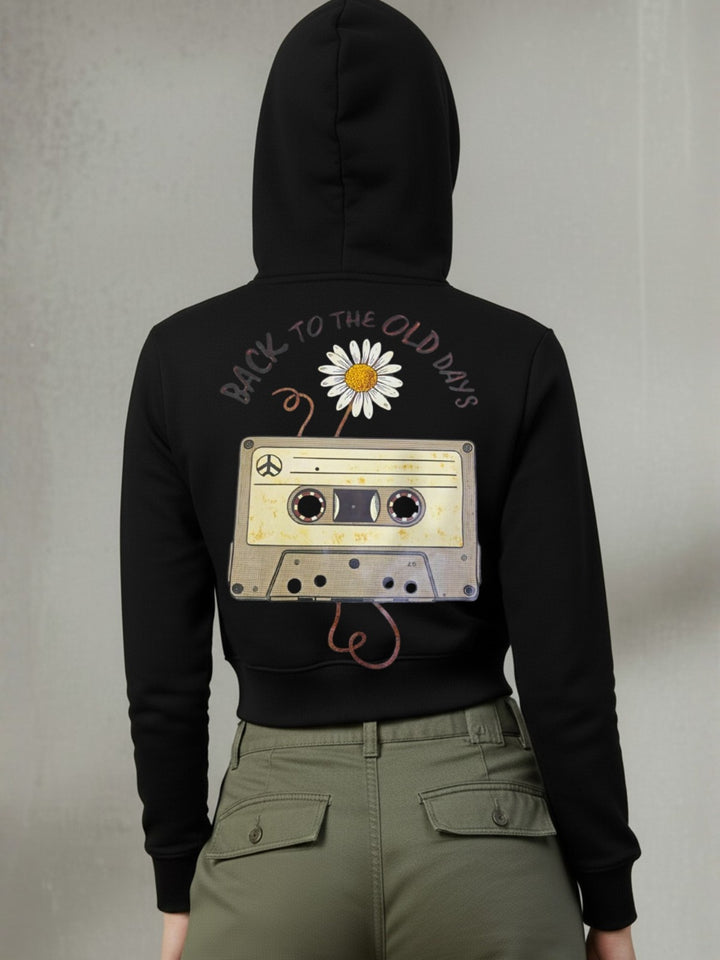 Popnetic Women Printed Hooded Sweatshirt