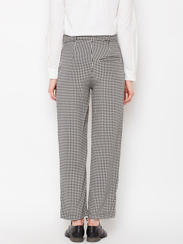Popnetic Women Black Regular Fit Checked Parallel Trousers